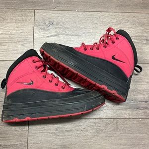 Nike winter boots